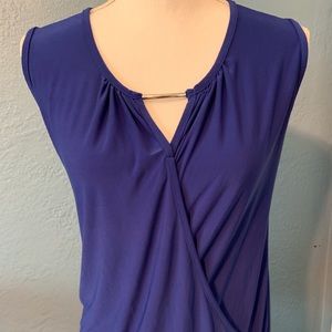 Jason Maxwell surplice blue sleeveless top women’s size small